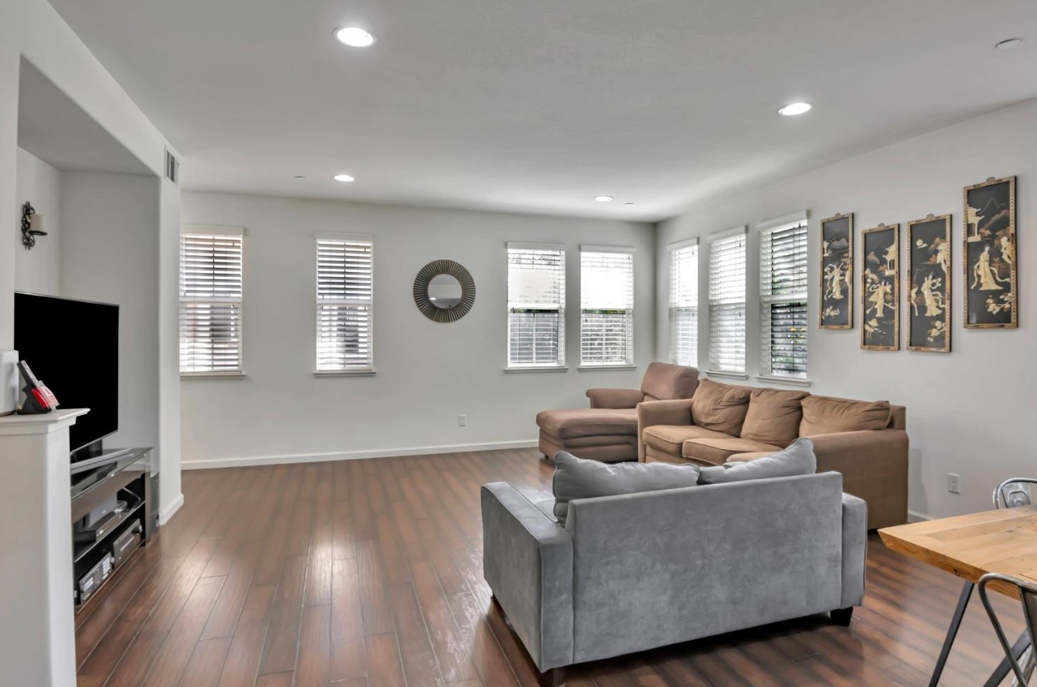 1141 Martin Luther King Dr, Hayward, CA 94541