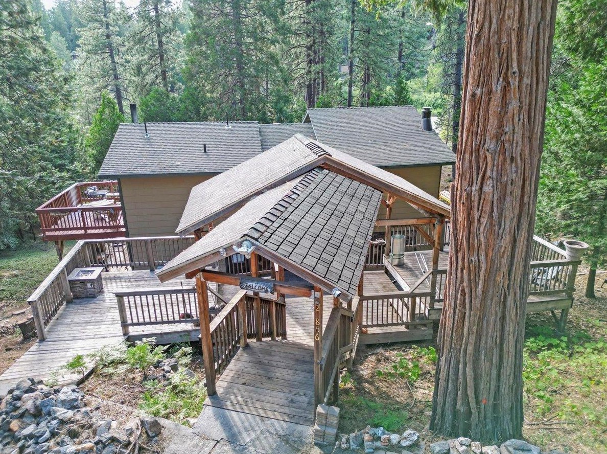 23856 Pine Lake Dr, Twain Harte, CA 95383