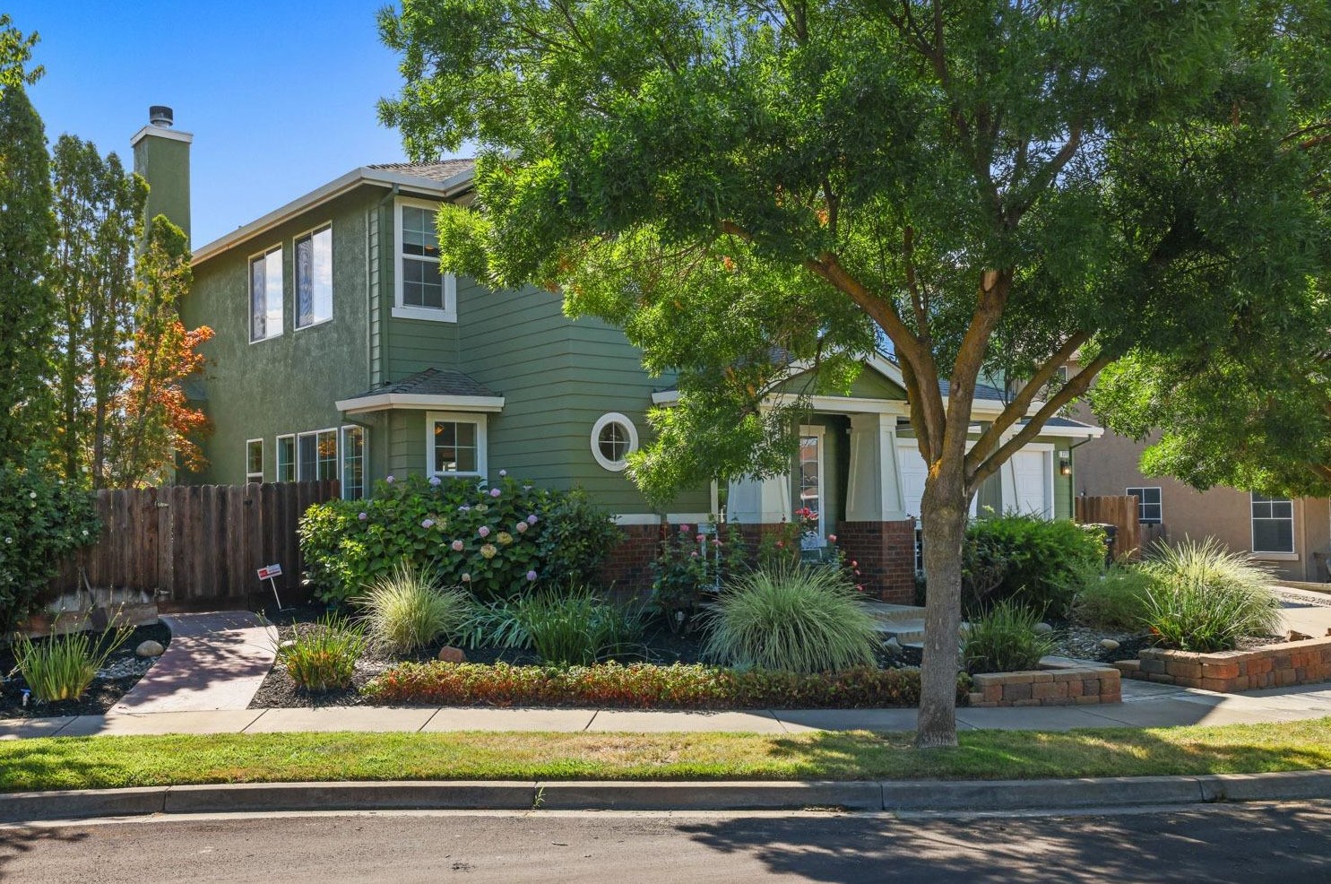 771 Almondcrest, Valley Home, CA 95361
