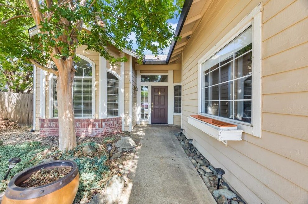 249 Keller Cir, Folsom, CA 95630