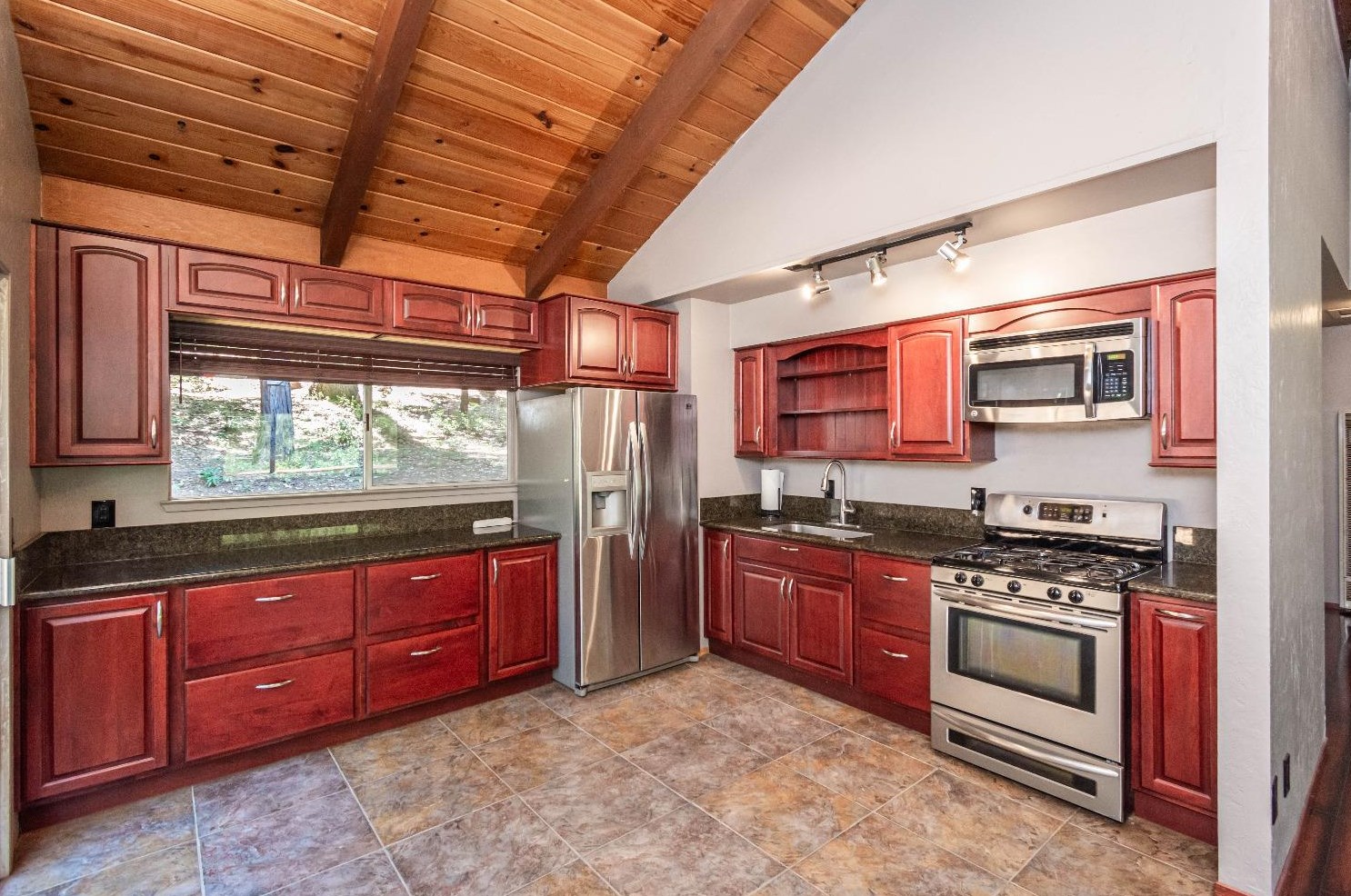 16339 Pasquale Rd, Cherokee, CA 95959
