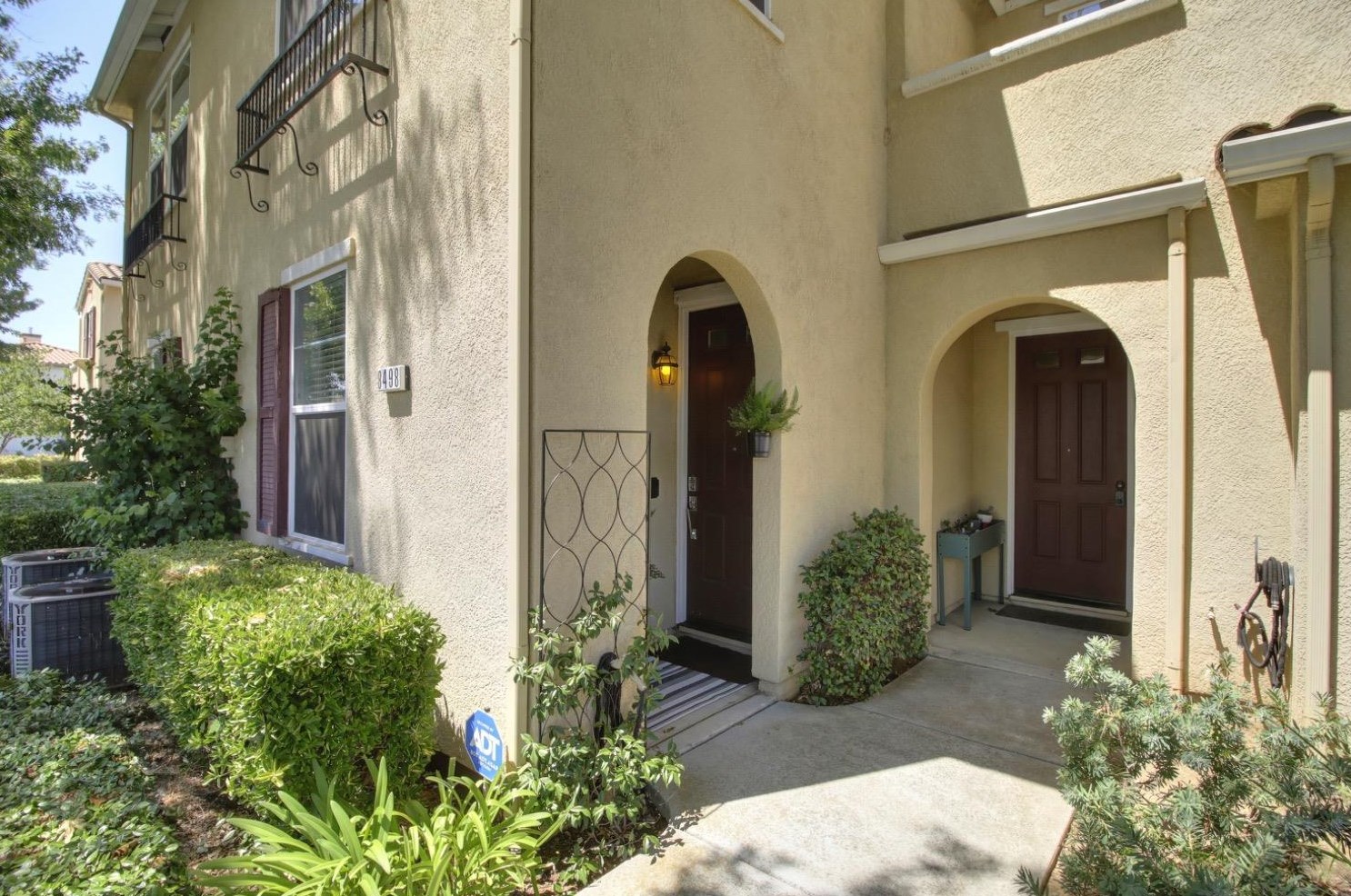 8498 Crystal Walk Cir #99, Elk Grove, CA 95758