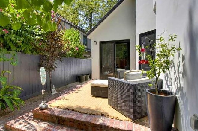 1515 41st St, Sacramento CA  95819-4042 exterior