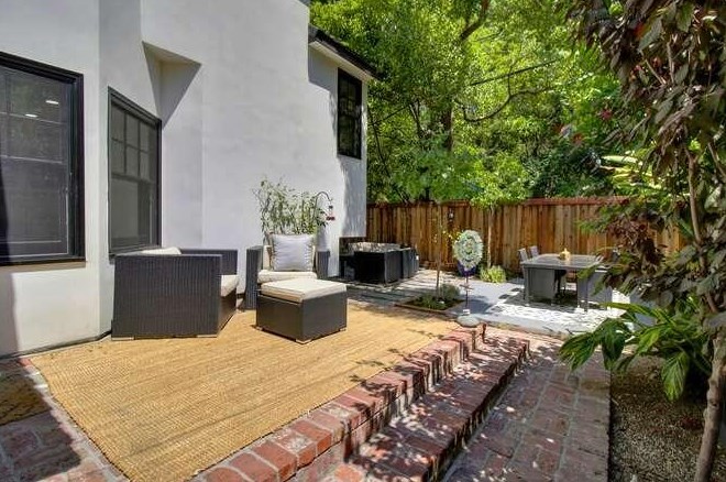 1515 41st St, Sacramento CA  95819-4042 exterior