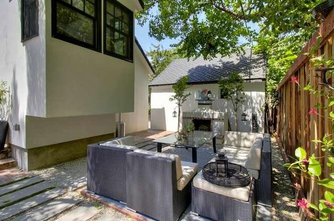 1515 41st St, Sacramento CA  95819-4042 exterior