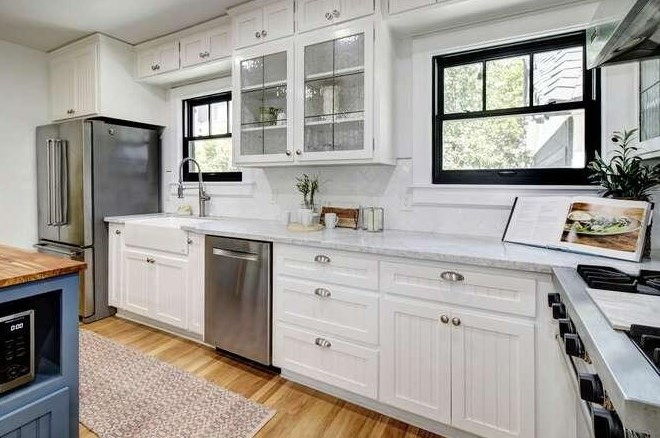 1515 41st St, Sacramento CA  95819-4042 exterior
