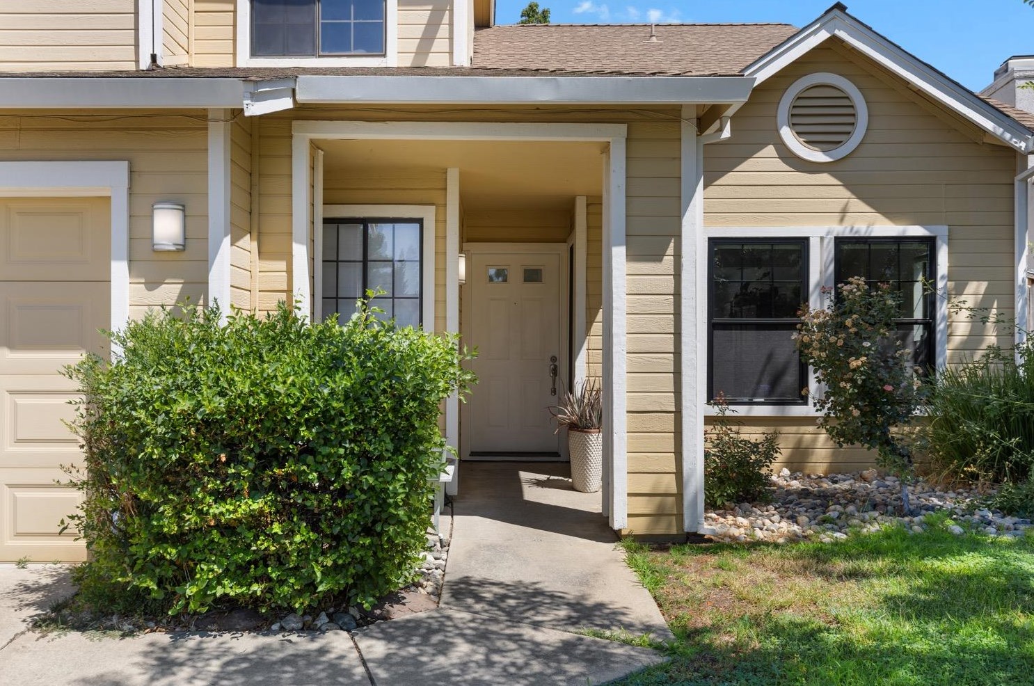 4717 Careyback Ave, Elk Grove, CA 95758-5109