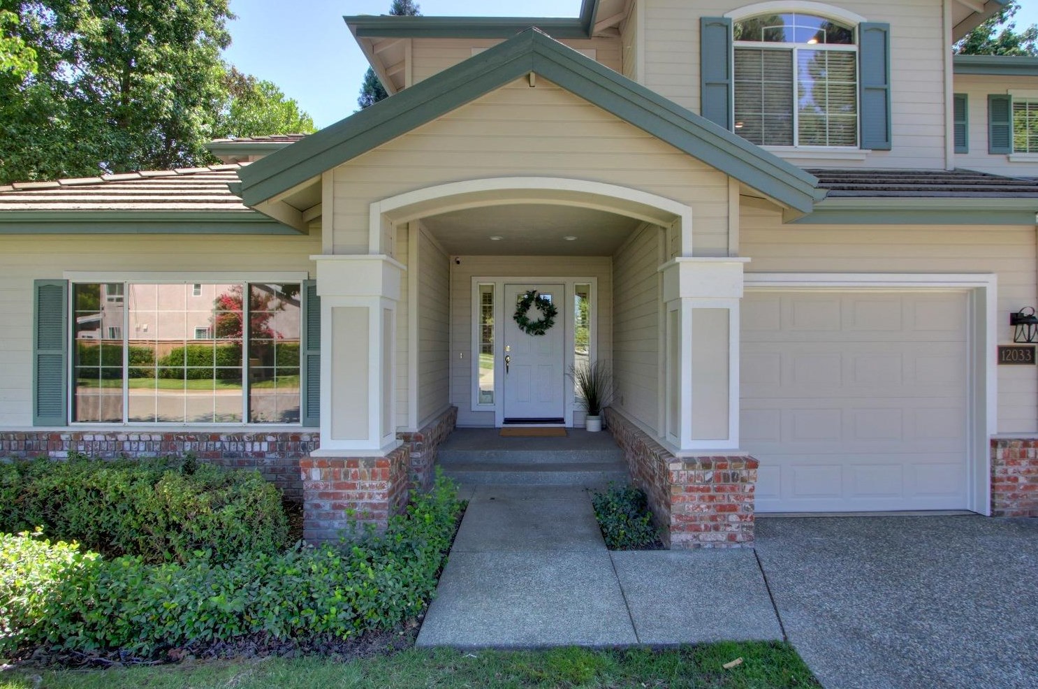 12033 Old Eureka Way, Rancho Cordova, CA 95670-8383
