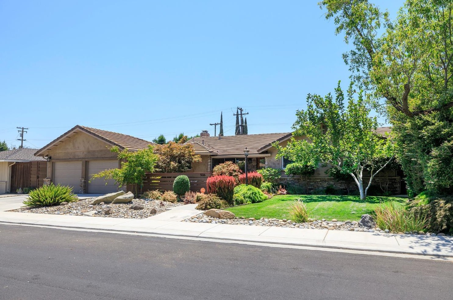 506 Fleetwood Dr, Modesto, CA 95350