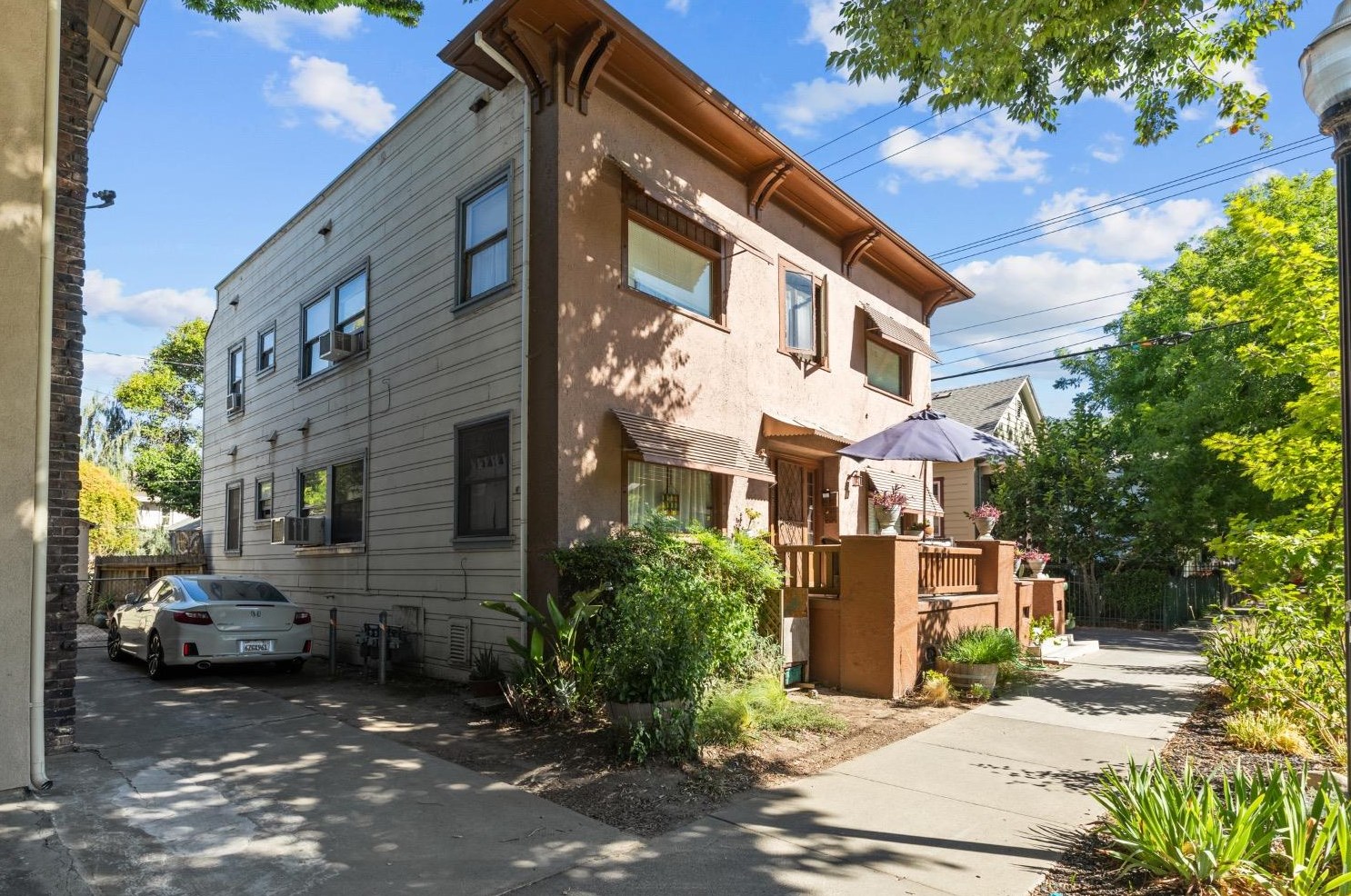 1515 25th St, Sacramento, CA 95816-6345