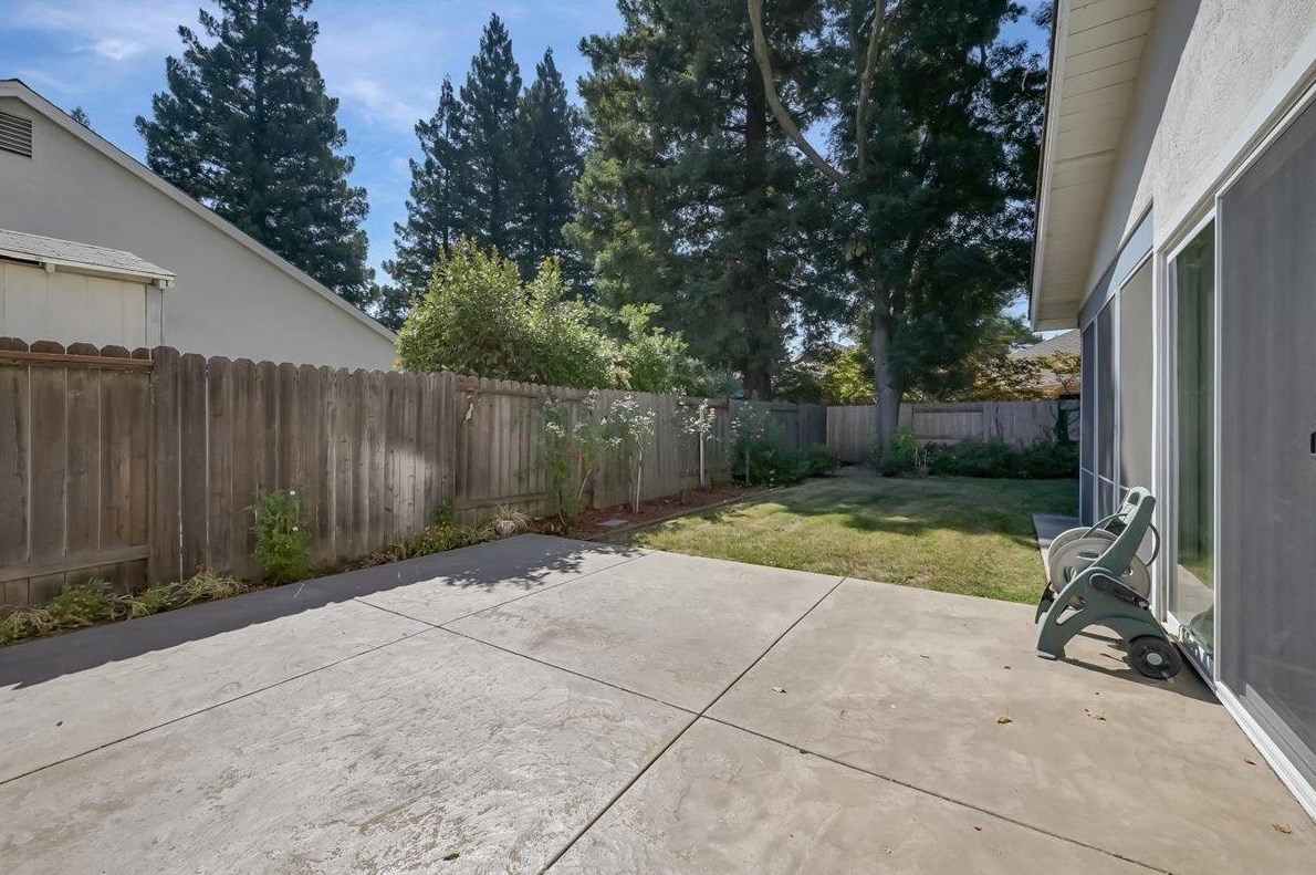 726 Teesdale Rd, Yuba City, CA 95991