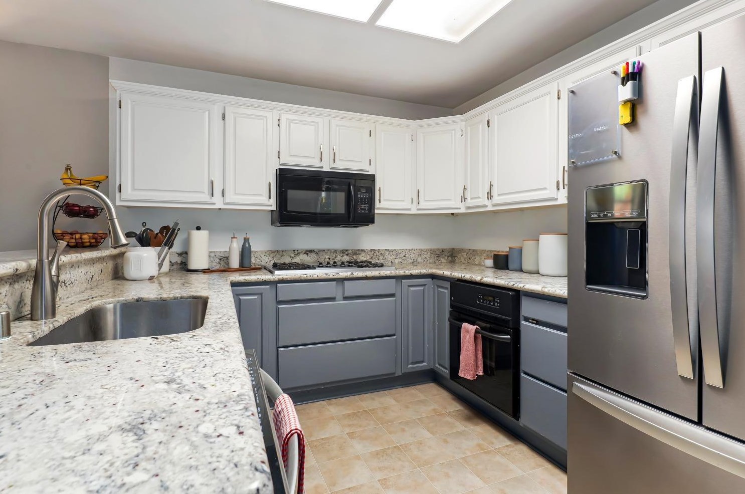 2471 Starmount Way, Folsom, CA 95762