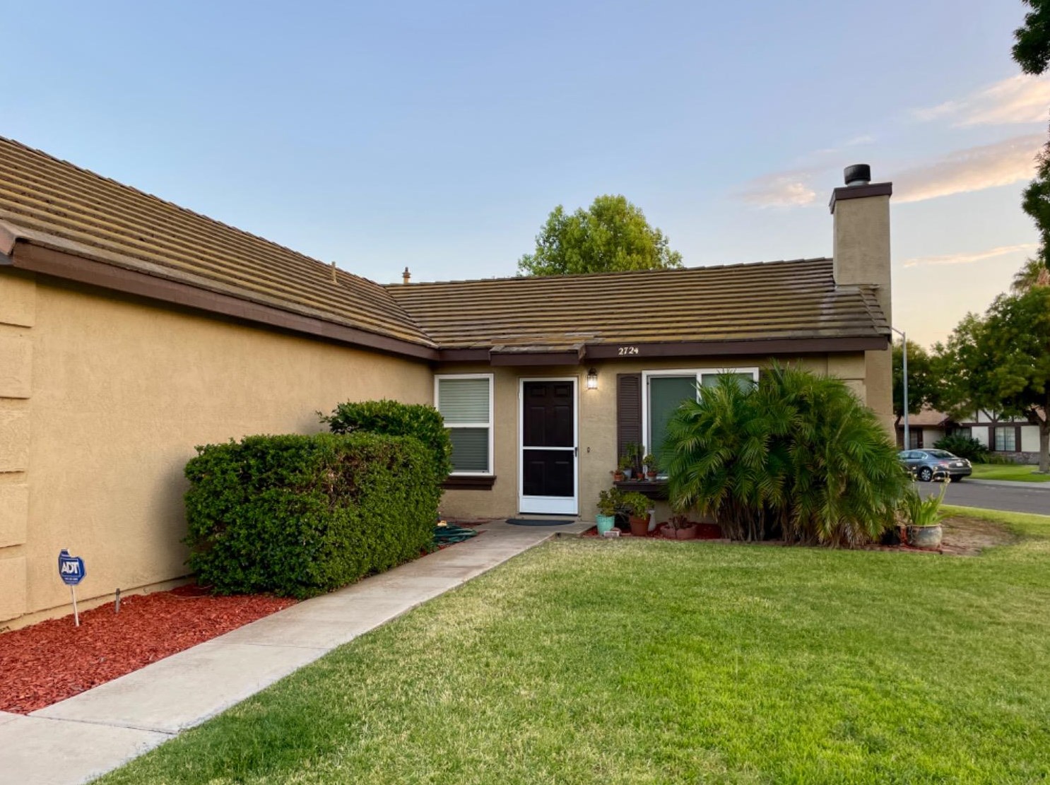 2724 Riverbend Dr, Modesto, CA 95351
