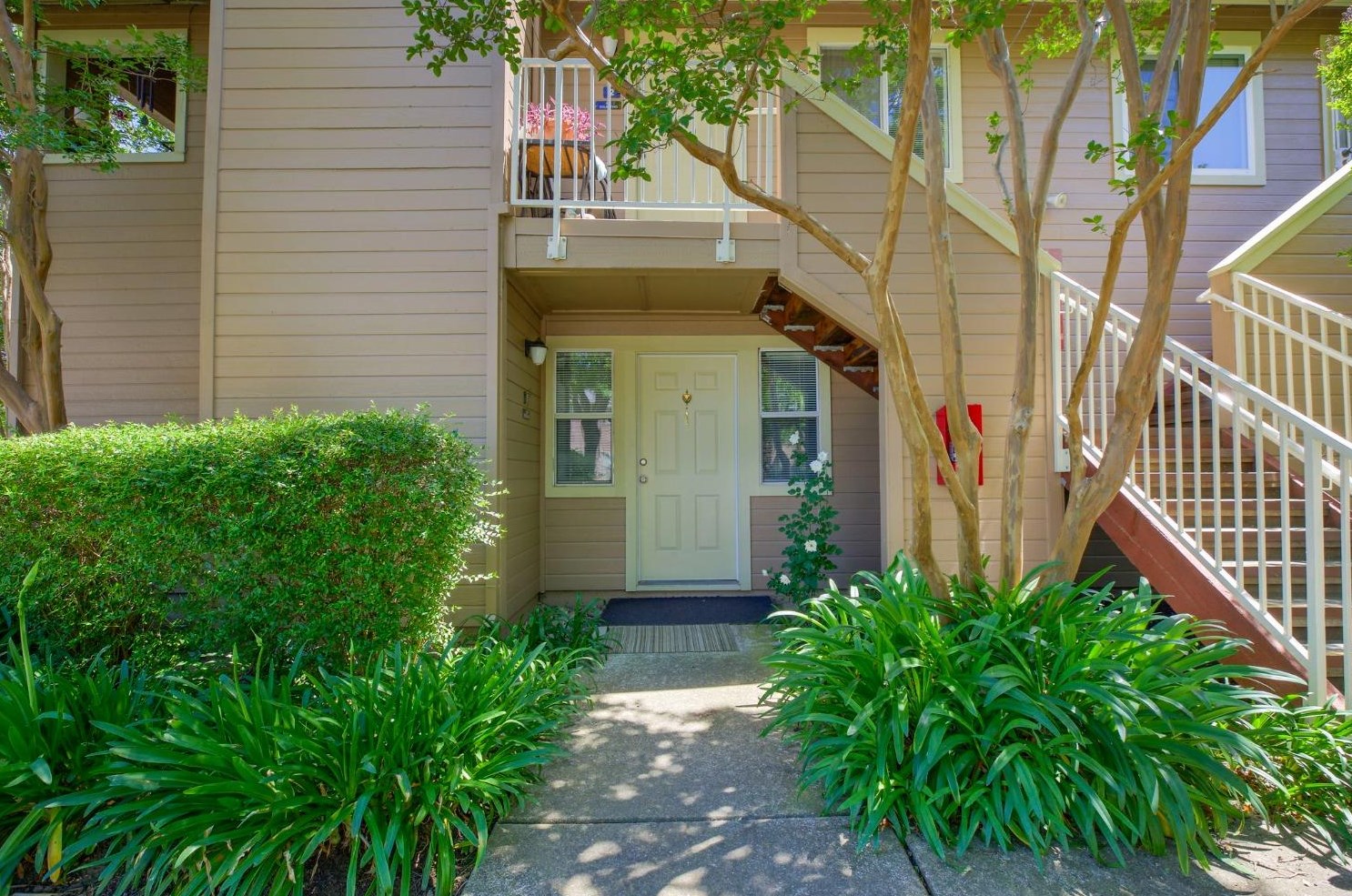 11150 Trinity River Dr #1, Rancho Cordova, CA 95670