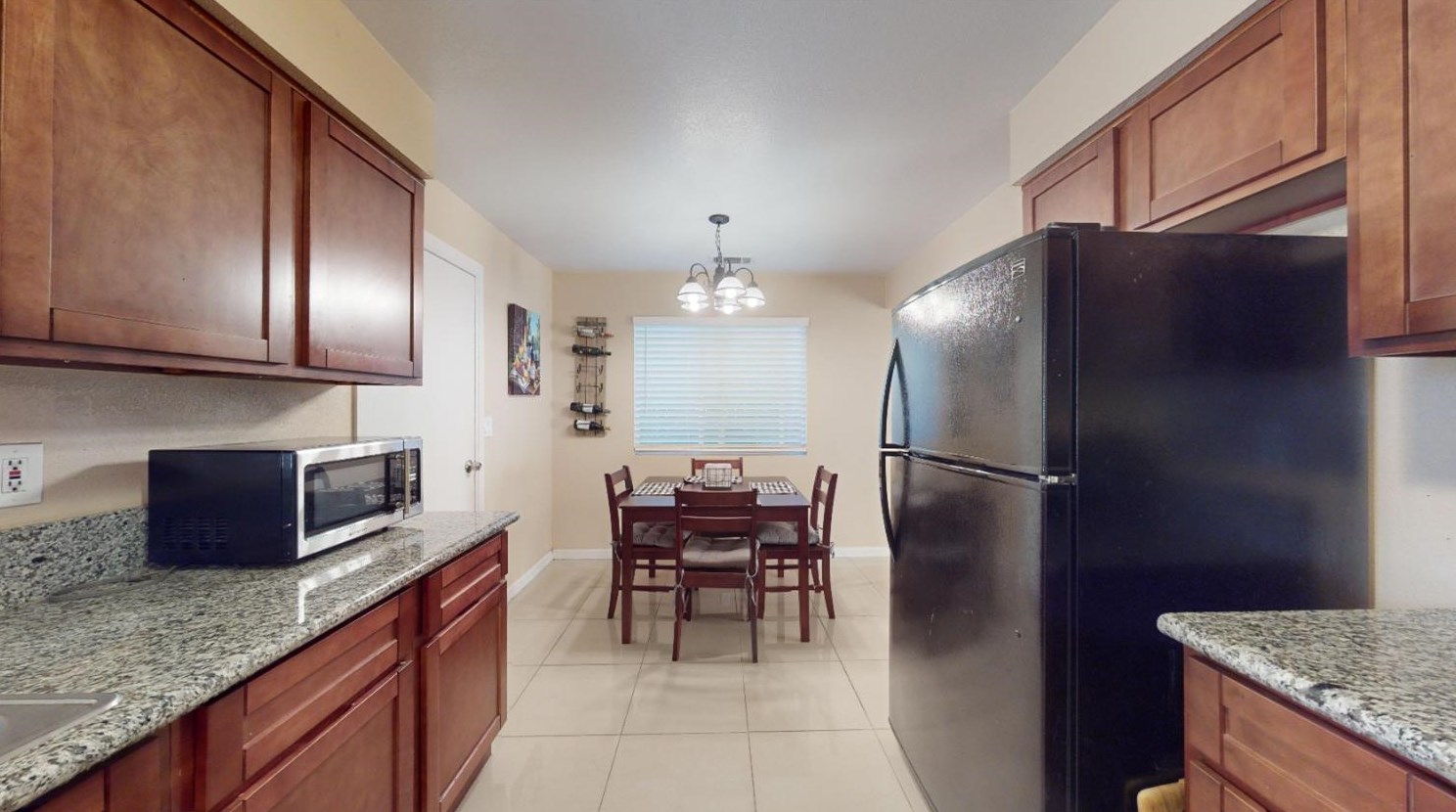 917 Snead Dr, Modesto, CA 95351