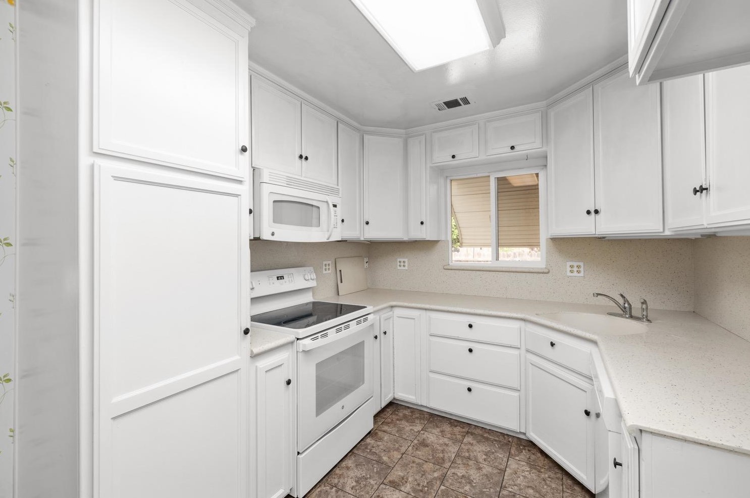 1410 Princess St, Yuba City, CA 95991