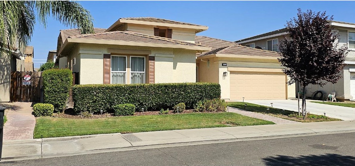 3112 Knightsbridge Dr, Modesto, CA 95355