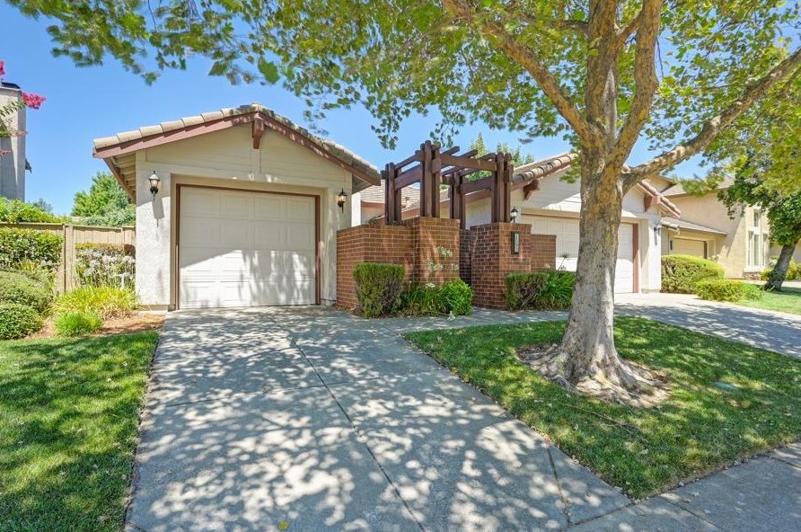 1593 Broder Cir, Folsom, CA 95630