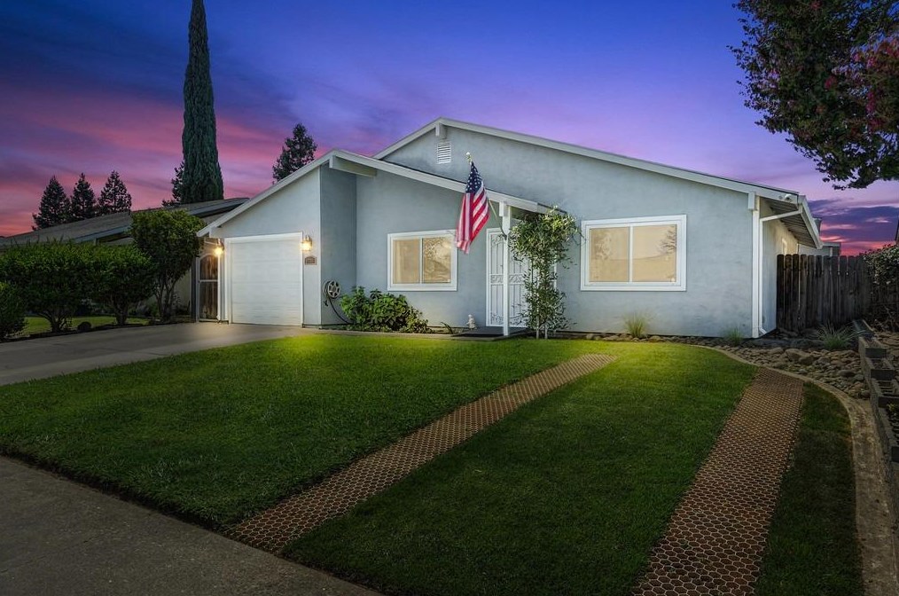 8770 El Toreador Way, Elk Grove, CA 95624