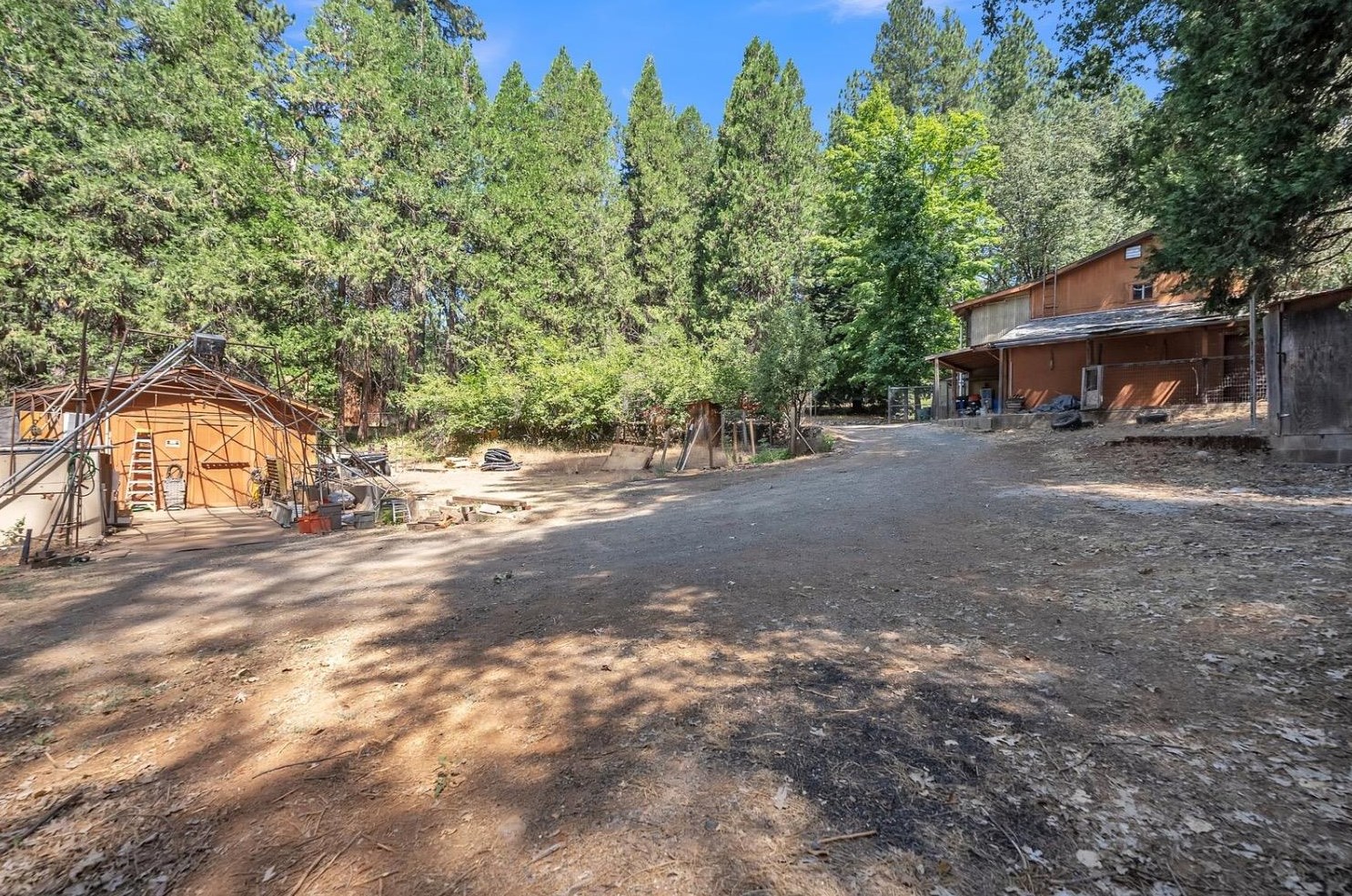 14262 Mdw Dr, Grass Valley CA  95945-9065 exterior