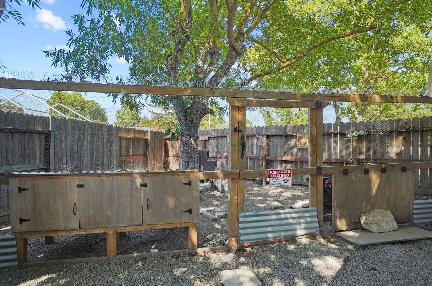 6290 14th St, Sacramento CA  95831-1806 exterior