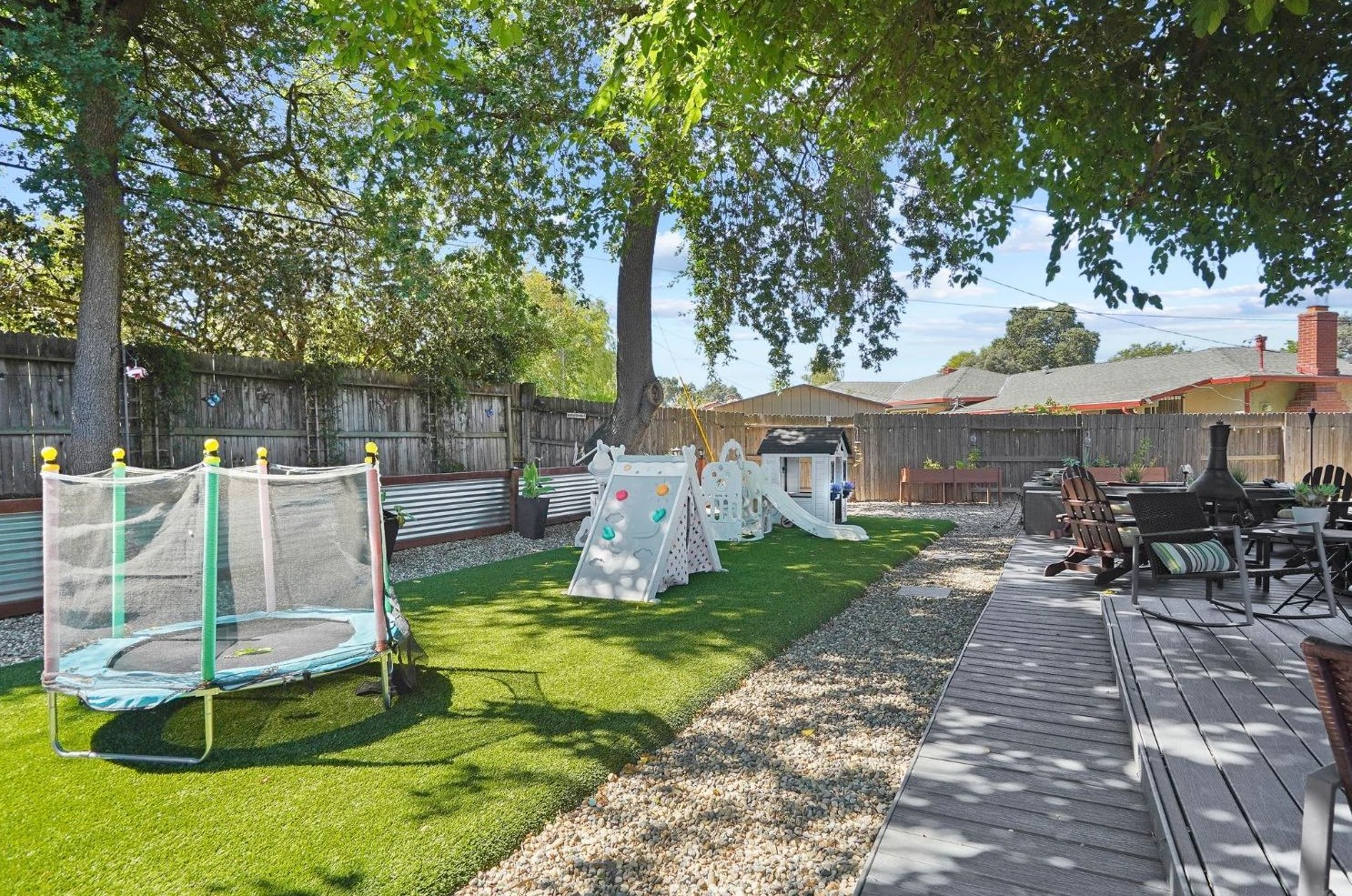 6290 14th St, Sacramento CA  95831-1806 exterior