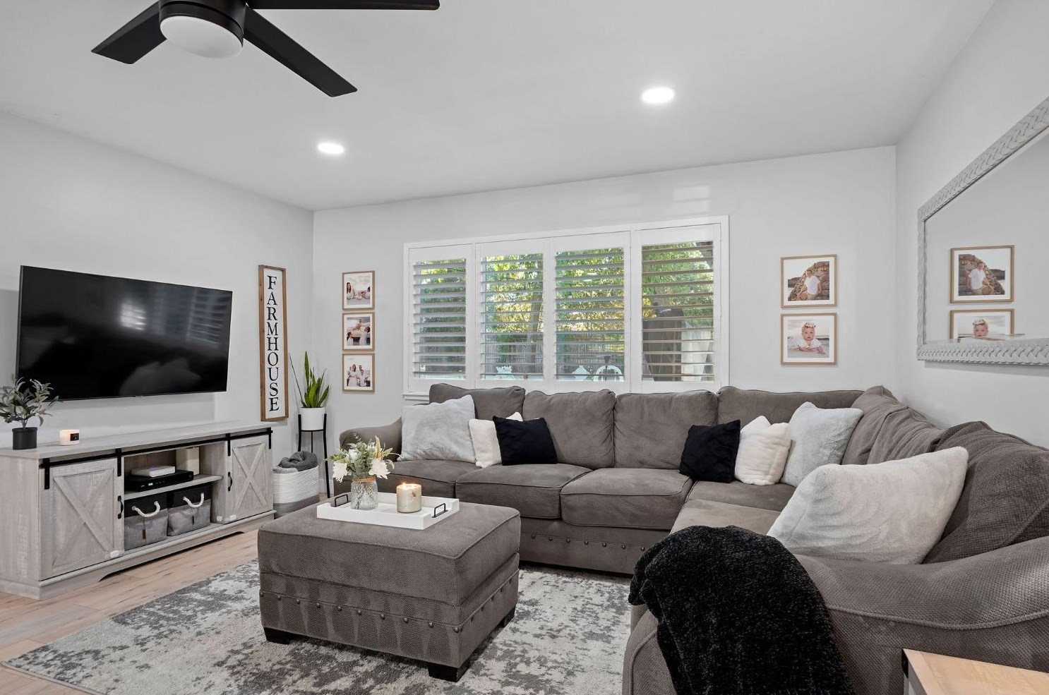 6290 14th St, Sacramento CA  95831-1806 exterior