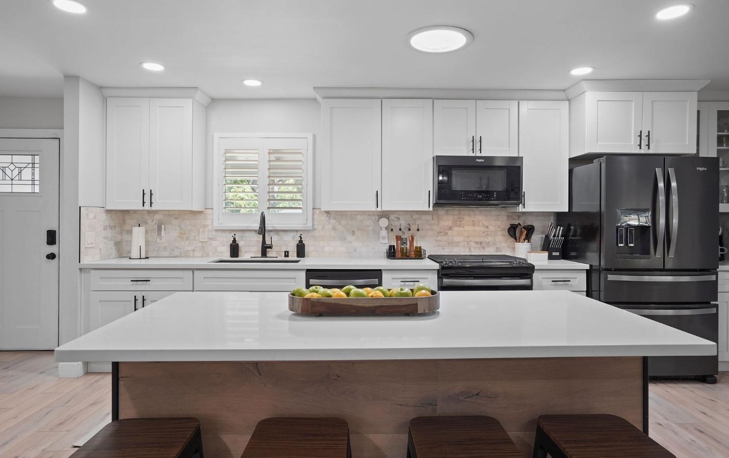 6290 14th St, Sacramento CA  95831-1806 exterior