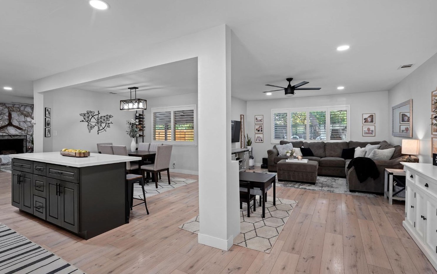 6290 14th St, Sacramento CA  95831-1806 exterior