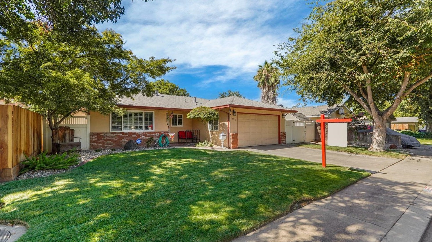 1620 Dwight Ln, Modesto, CA 95350
