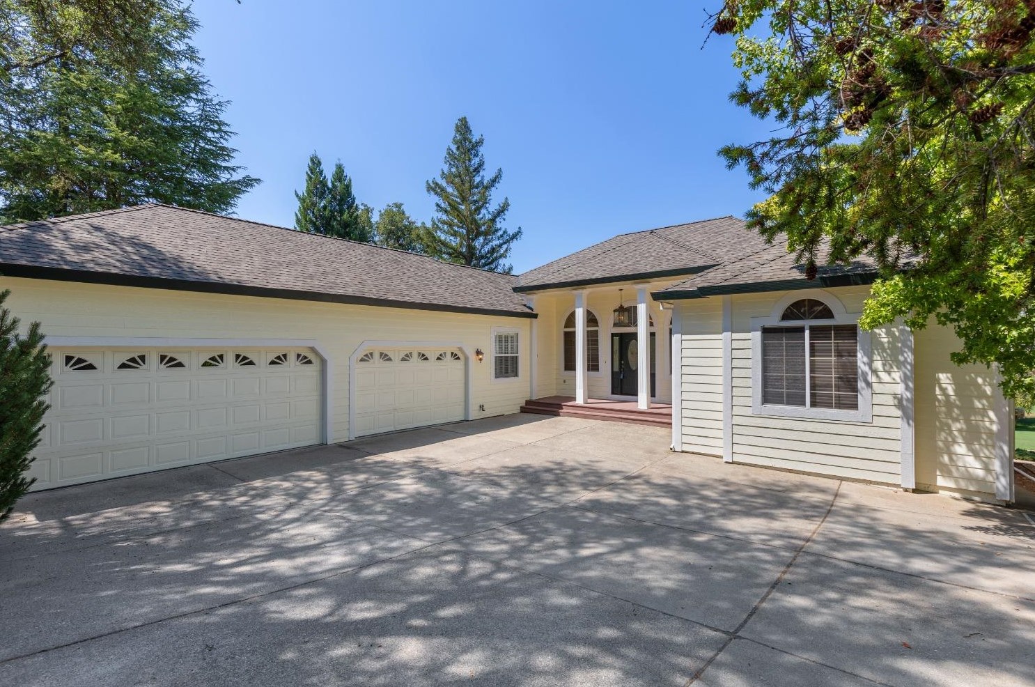 12448 Lake Wildwood Dr, Lake Wildwood, CA 95946