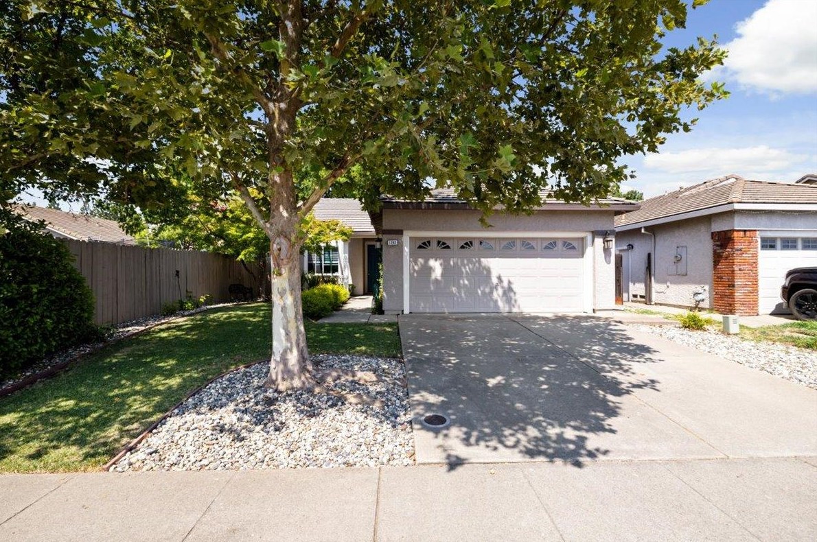 1282 Knopfler Cir, Folsom, CA 95630