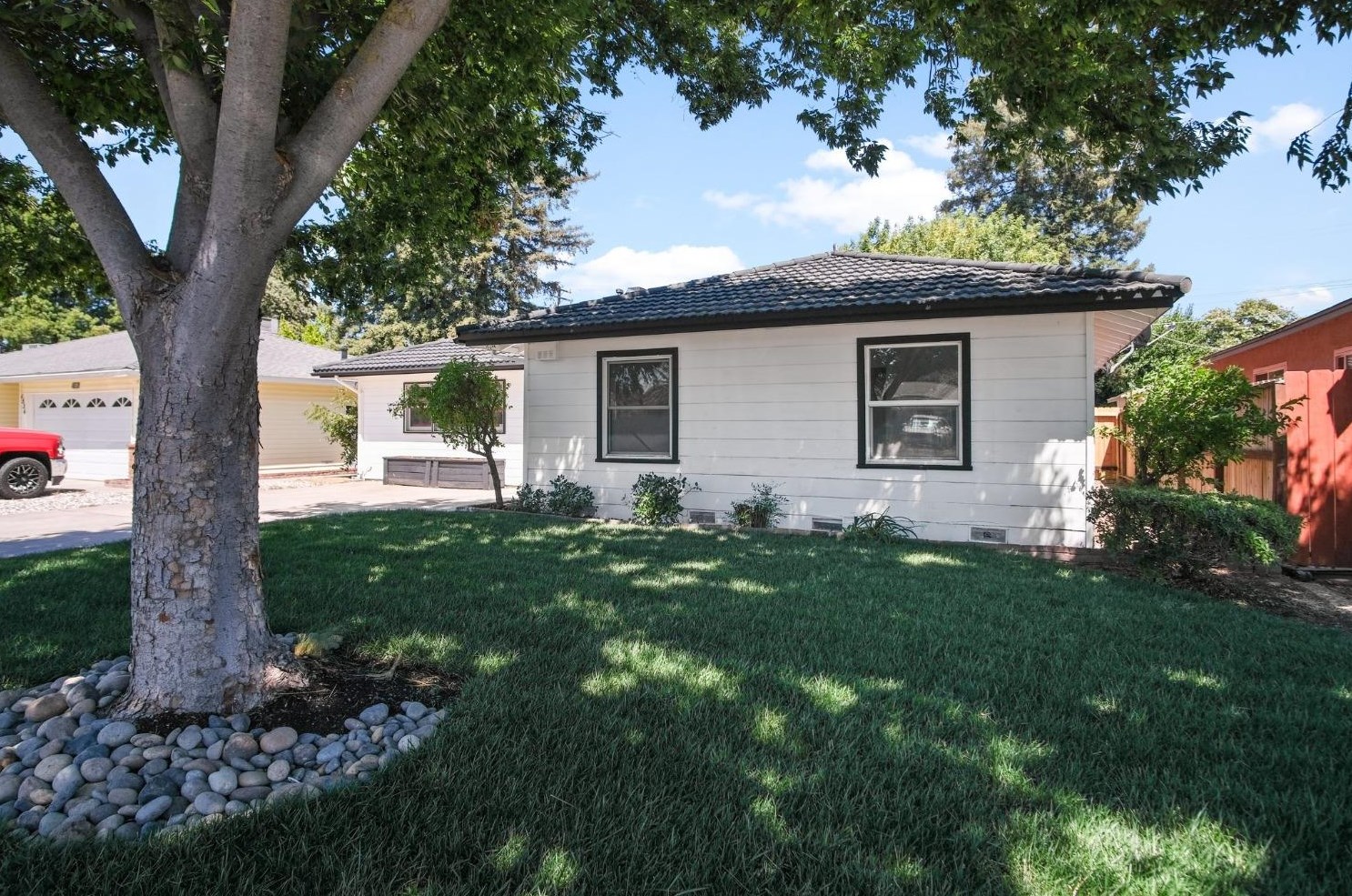 1530 Bronson Ave, Modesto, CA 95350