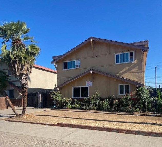 427 Locust St, Lodi, CA 95240-2361