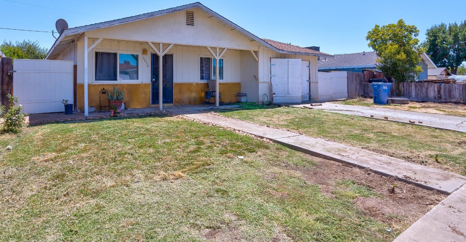 3836 Kennedy St, Le Grand, CA 95333