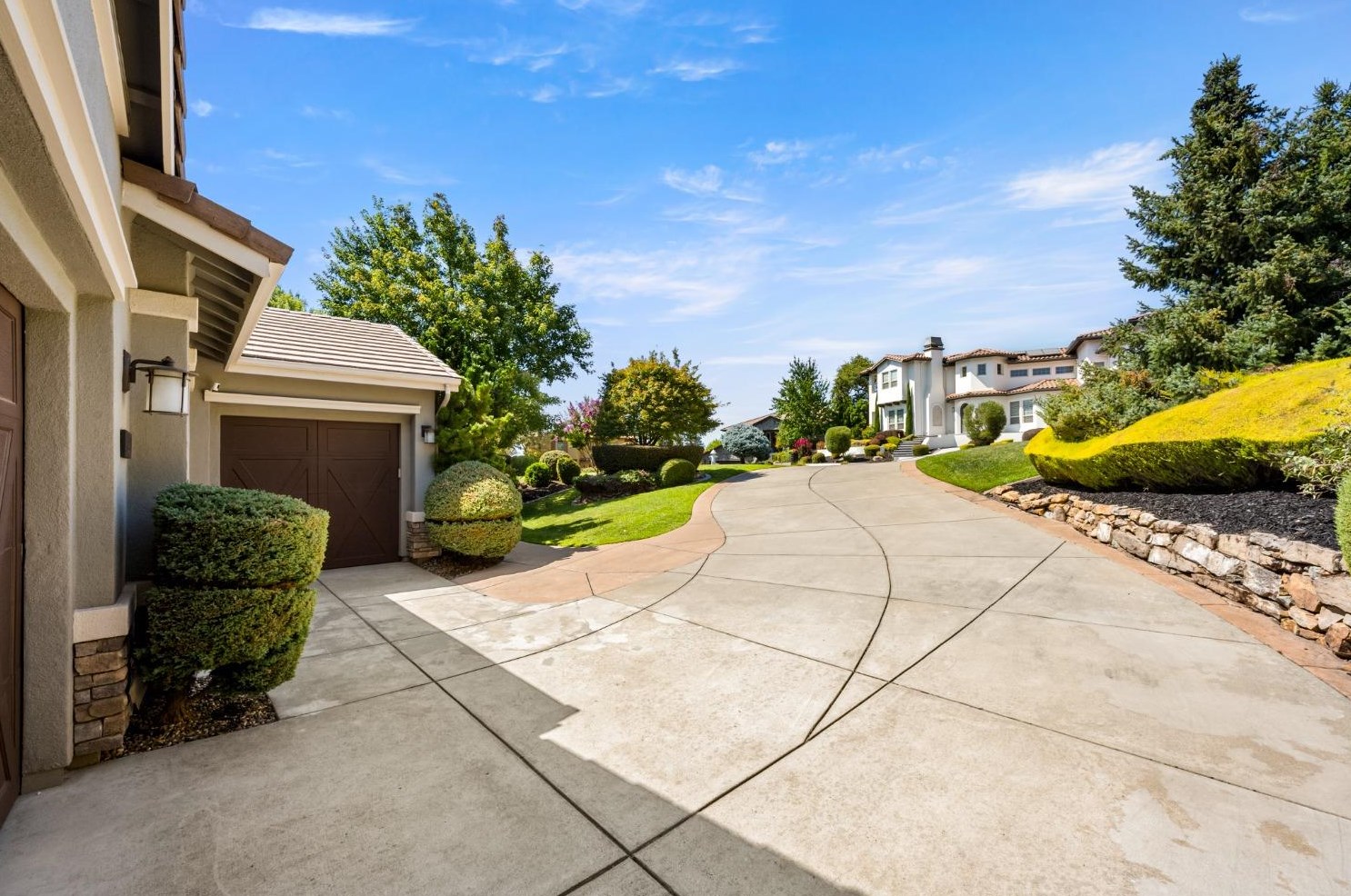 612 Lida Ct, Folsom, CA 95762