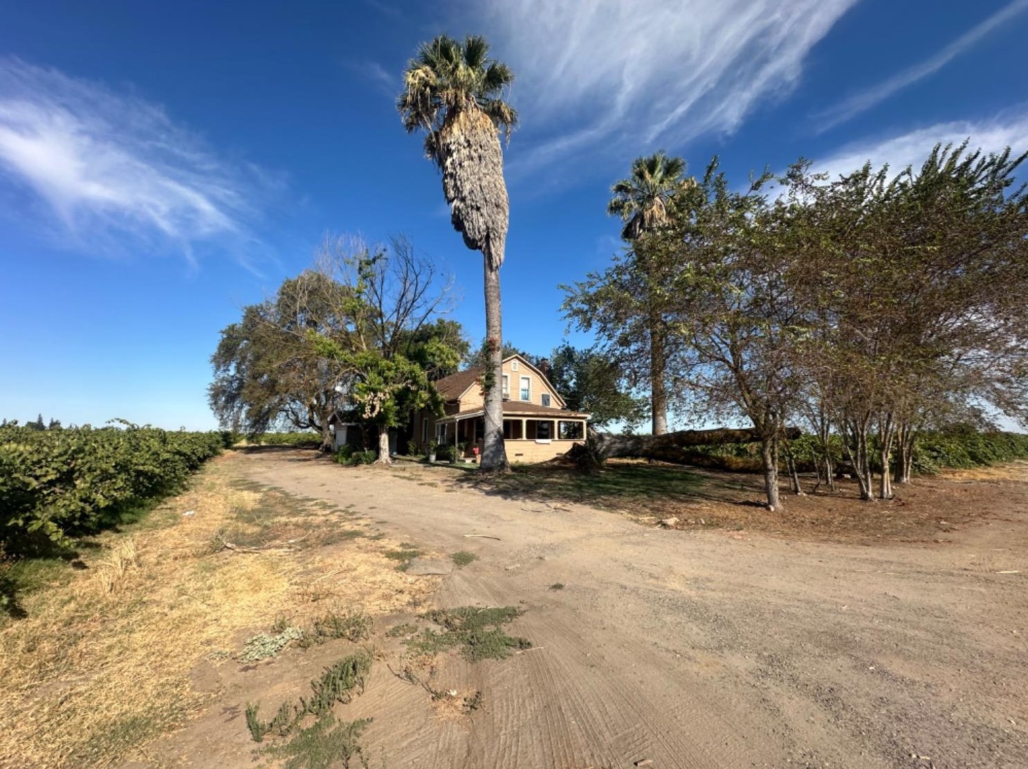 21591 N Kennefick Rd, Acampo, CA 95220