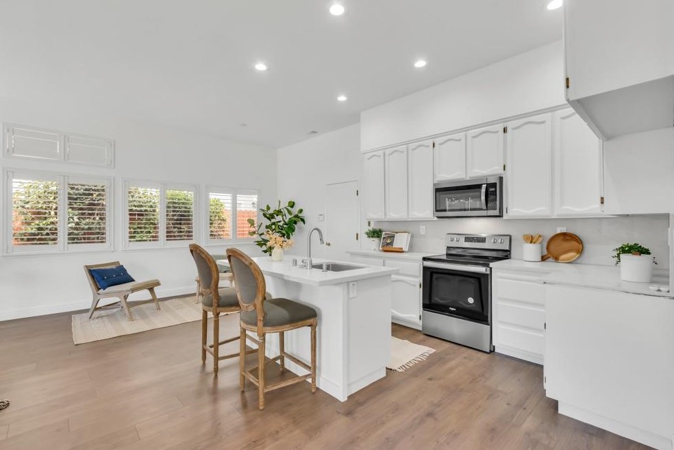 7804 Wymark Dr, Elk Grove, CA 95758