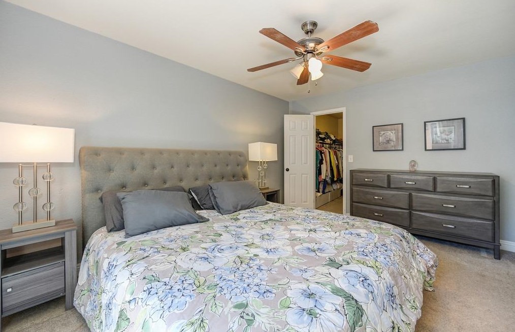 2919 Camarillo Dr, Sacramento CA  95833-1732 exterior