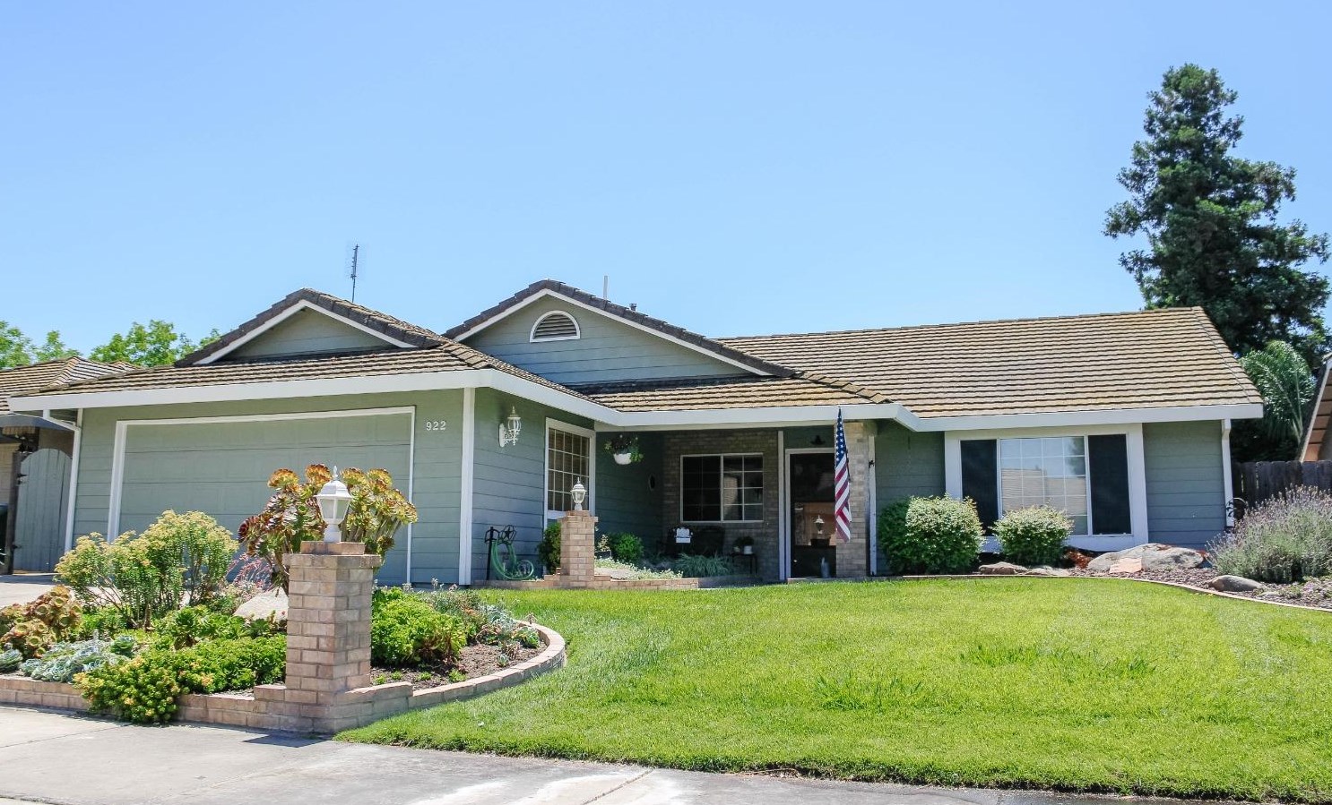 922 Clemson Ct, Merced, CA 95348