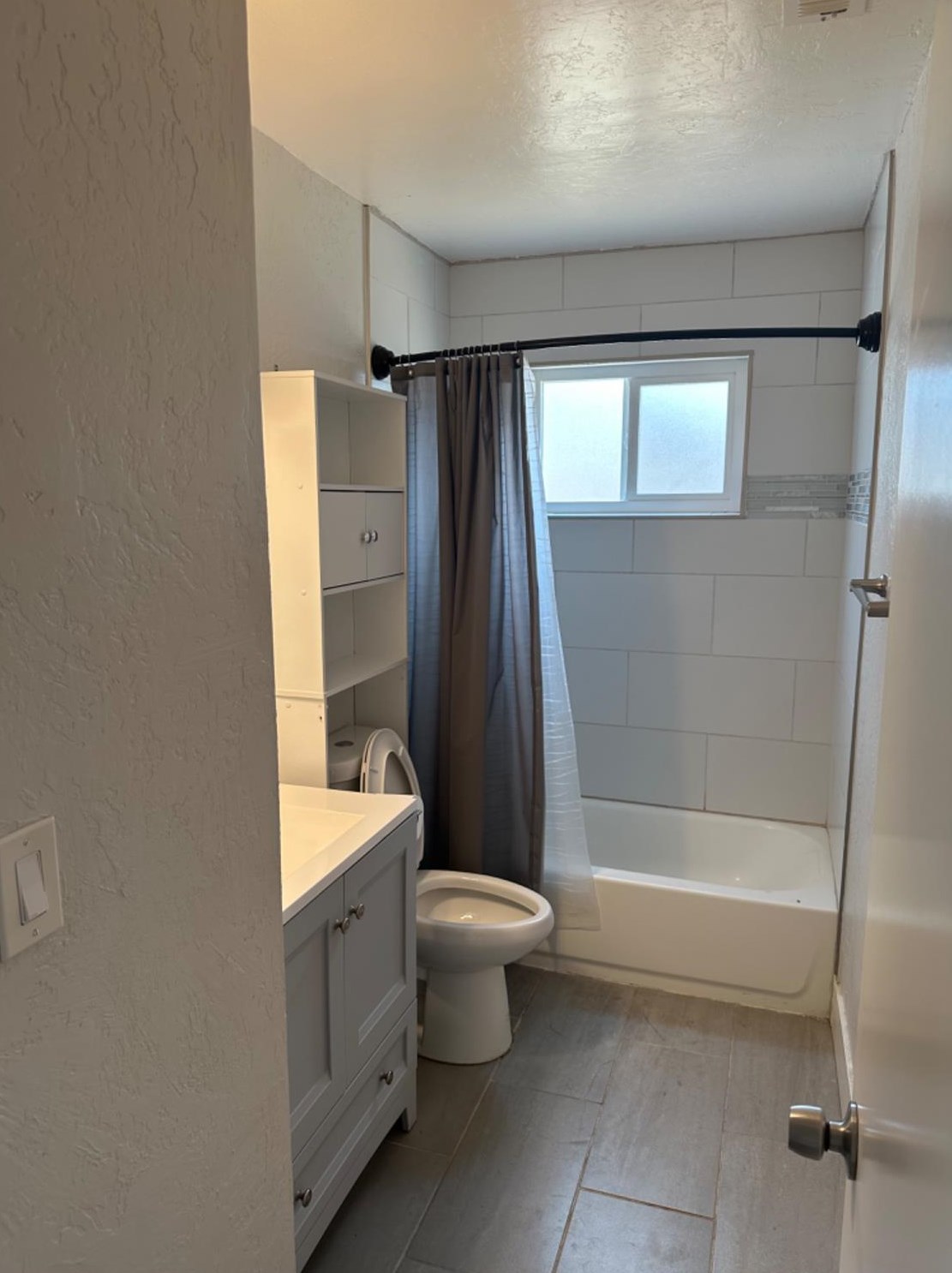 7715 18th St, Sacramento, CA 95832-1106