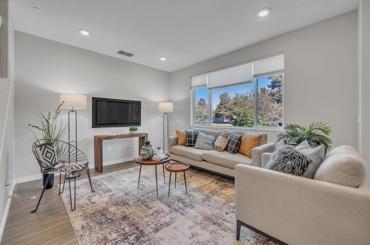 10934 International, Rancho Cordova, CA 95670