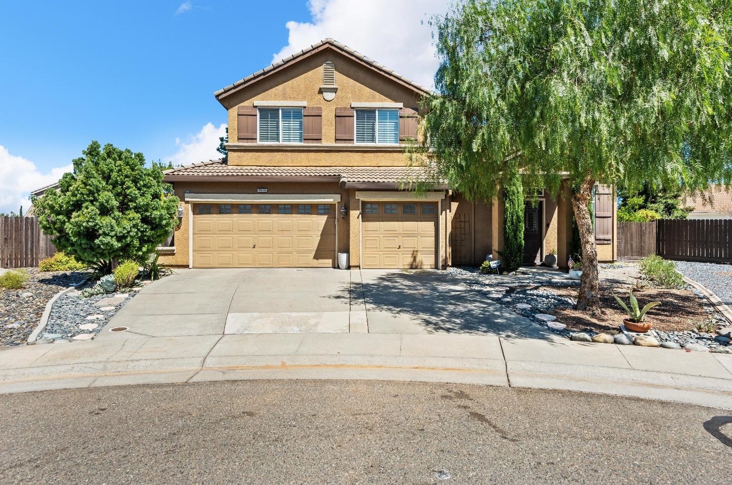 9826 Rombiolo Ct, Elk Grove, CA 95757