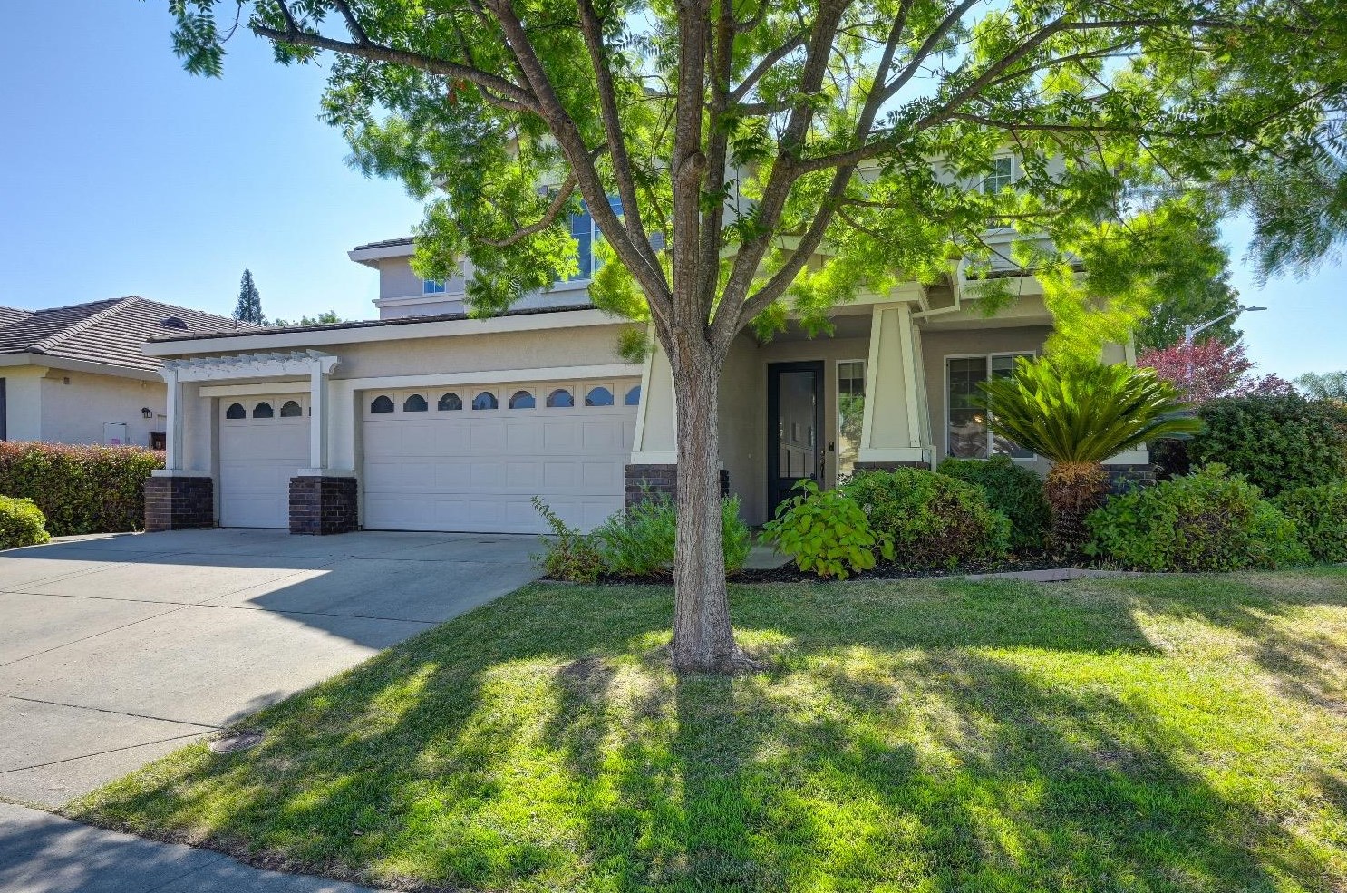 1853 Hiawatha Dr, Roseville, CA 95747-4808