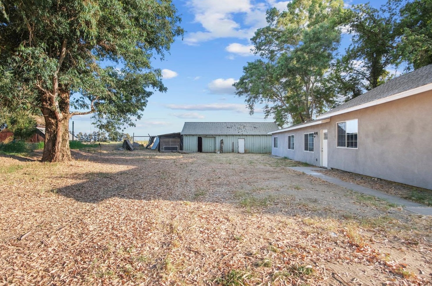23289 4th Ave, Stevinson, CA 95374