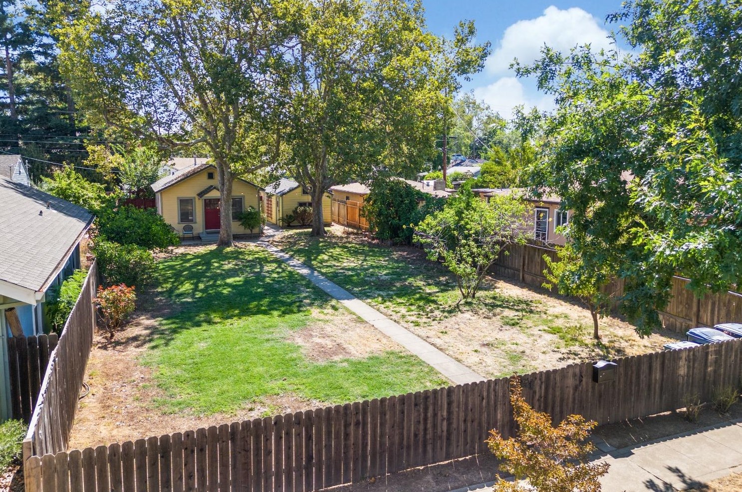 4425 54th St, Sacramento CA  95820-4142 exterior