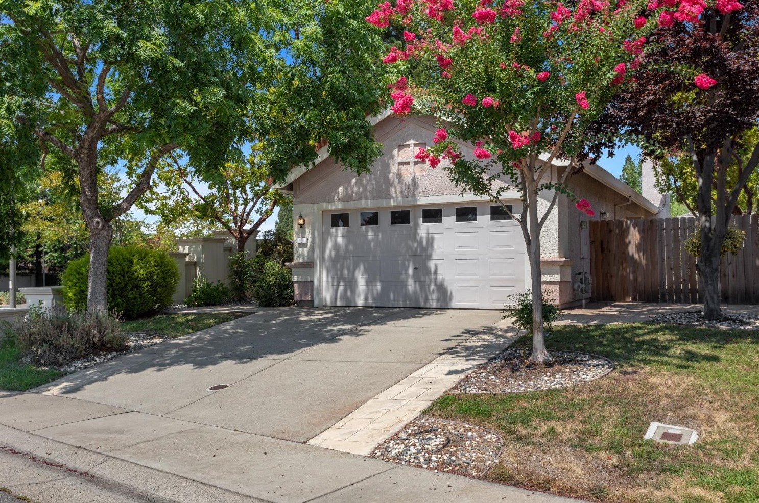 101 Camberwell Way, Folsom, CA 95630
