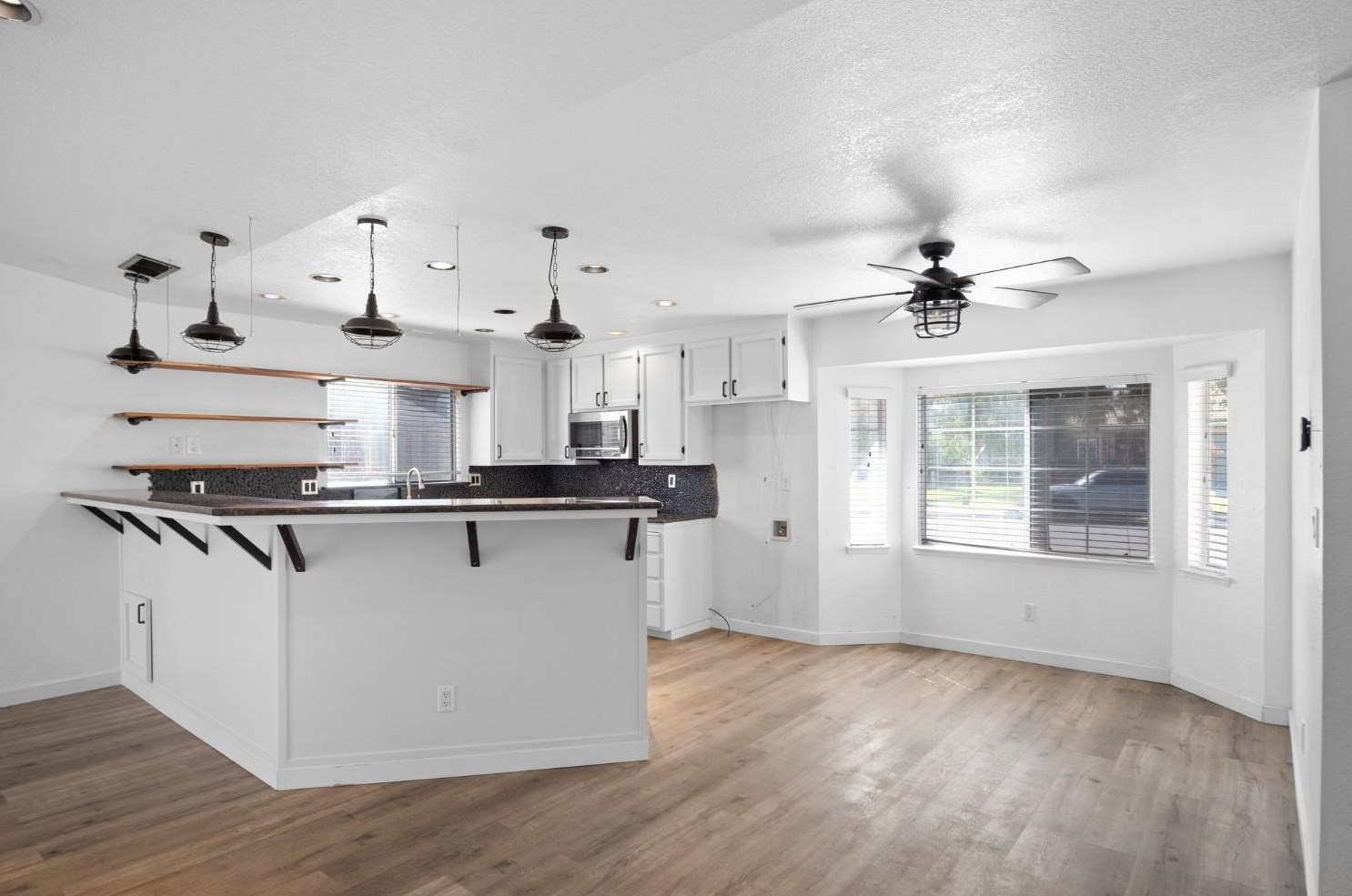2113 Hidden Canyon Way, Newman, CA 95360