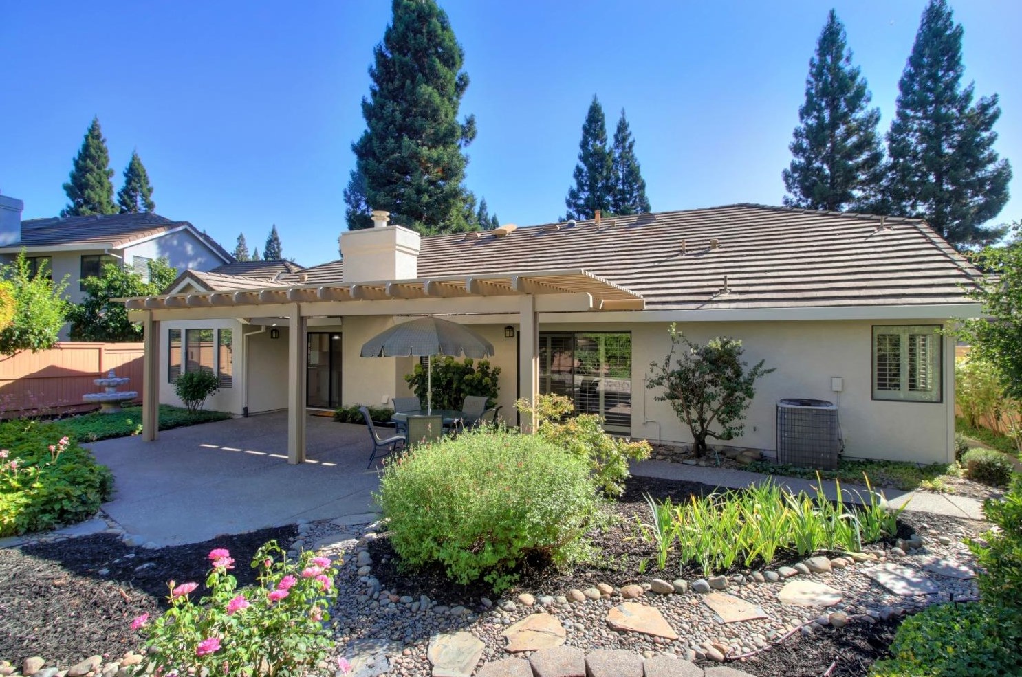 11716 Old Eureka Way, Rancho Cordova, CA 95670-8354