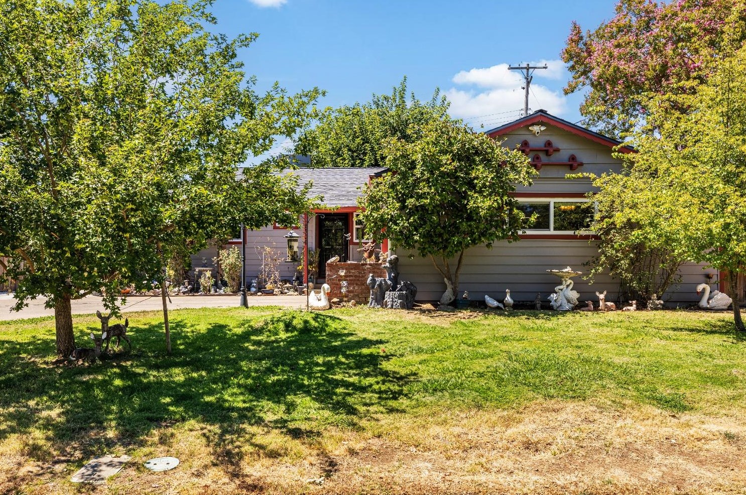 2306 Thores St, Rancho Cordova, CA 95670